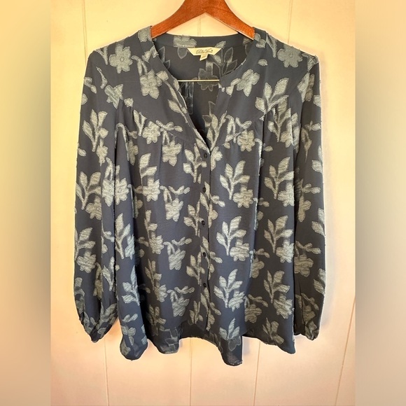 The Pioneer Woman Blue Button Front Women’s Blouse Size Large - Picture 4 of 10